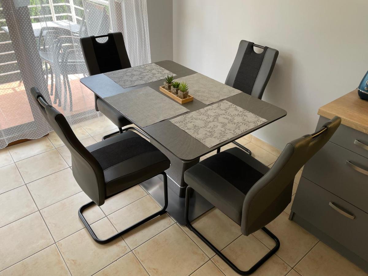 שיופוק Levi'S Wellness Apartman מראה חיצוני תמונה